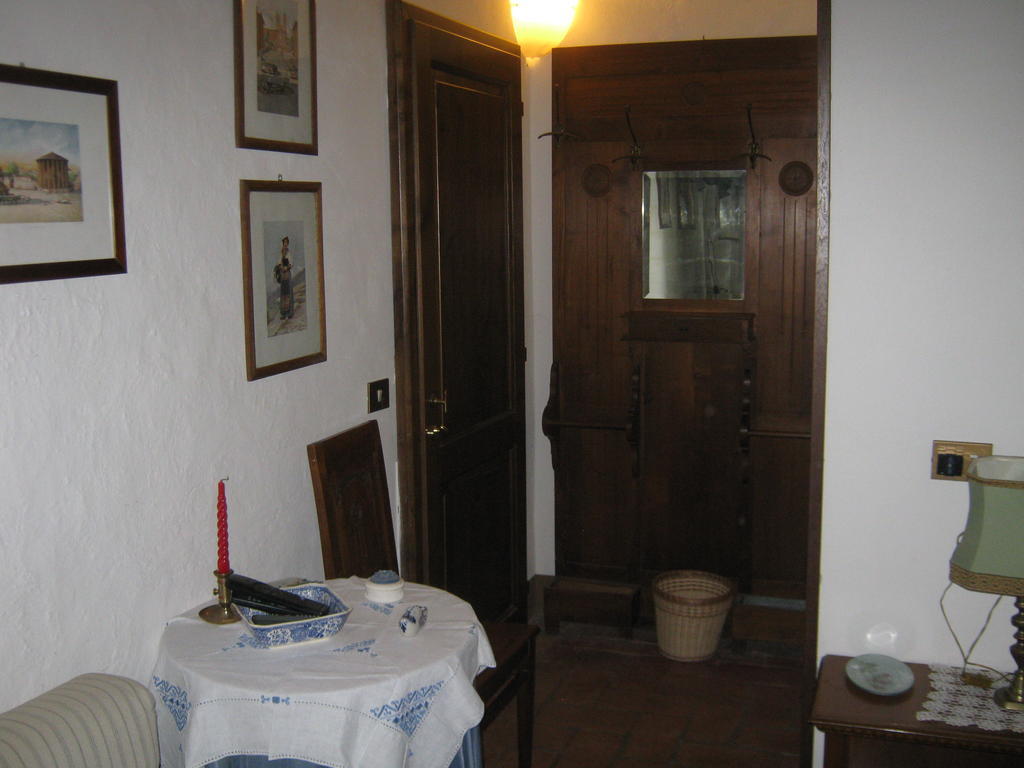 Agriturismo Santa Maria トッリータ・ディ・シエーナ 部屋 写真