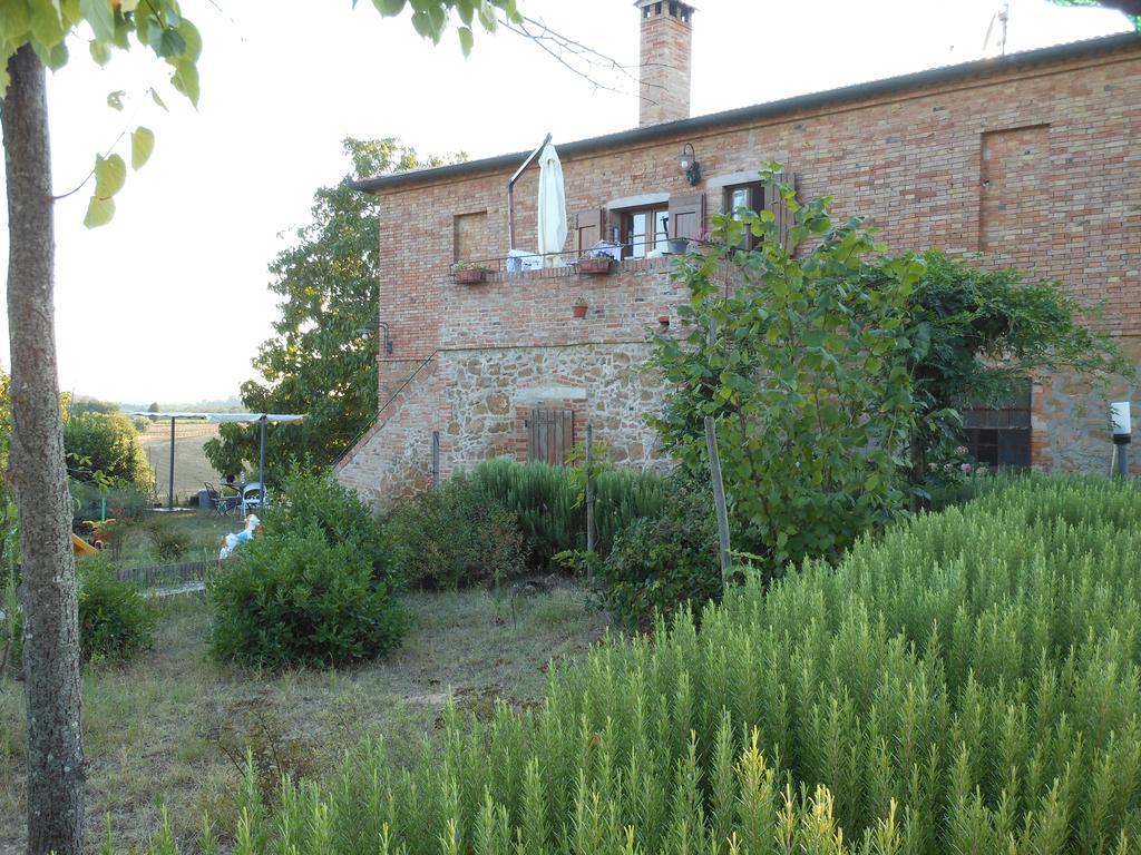 Agriturismo Santa Maria トッリータ・ディ・シエーナ エクステリア 写真