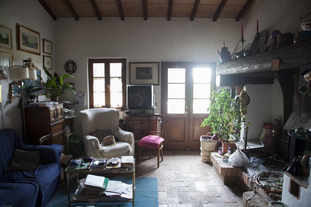 Agriturismo Santa Maria トッリータ・ディ・シエーナ エクステリア 写真