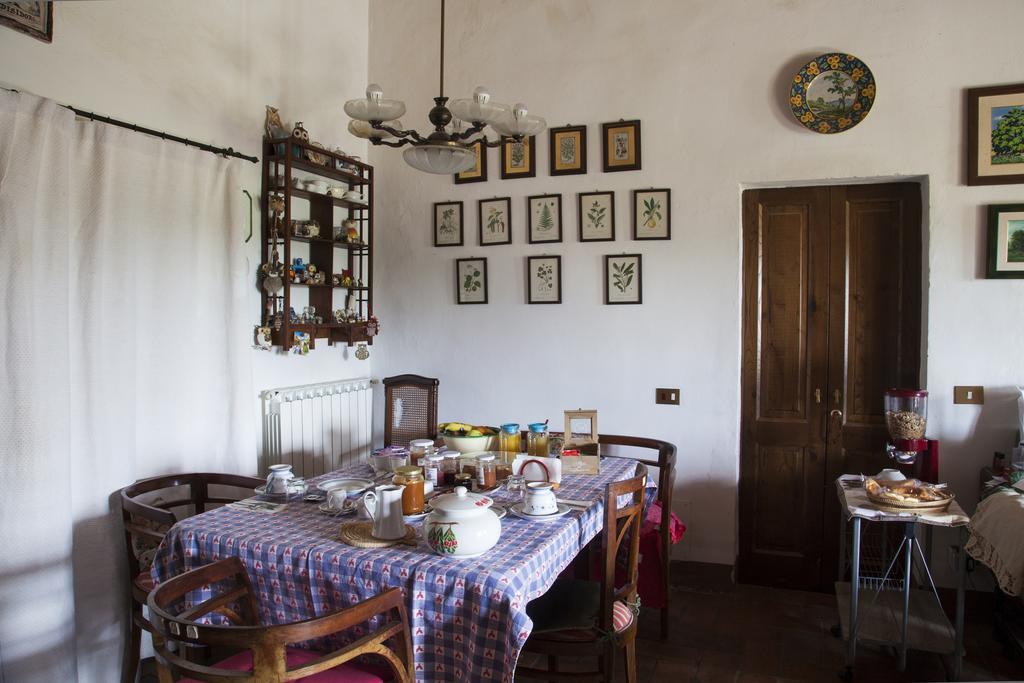 Agriturismo Santa Maria トッリータ・ディ・シエーナ エクステリア 写真